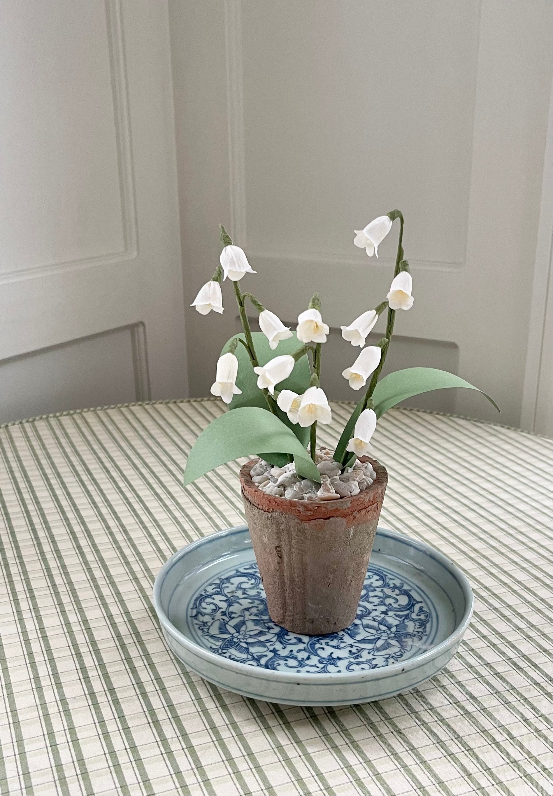 flower lily of the valley Lily of the Valley – PapierFleurs
